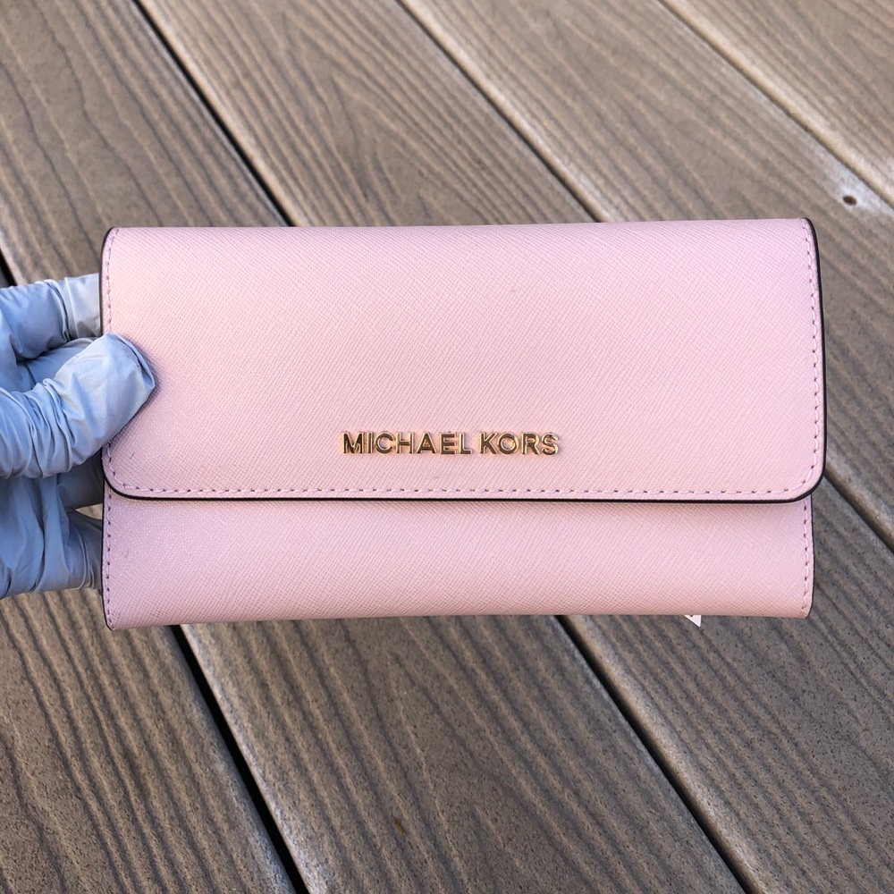 NWT Michael Kors jet set carryall wallet reserved - Picture 6 of 6